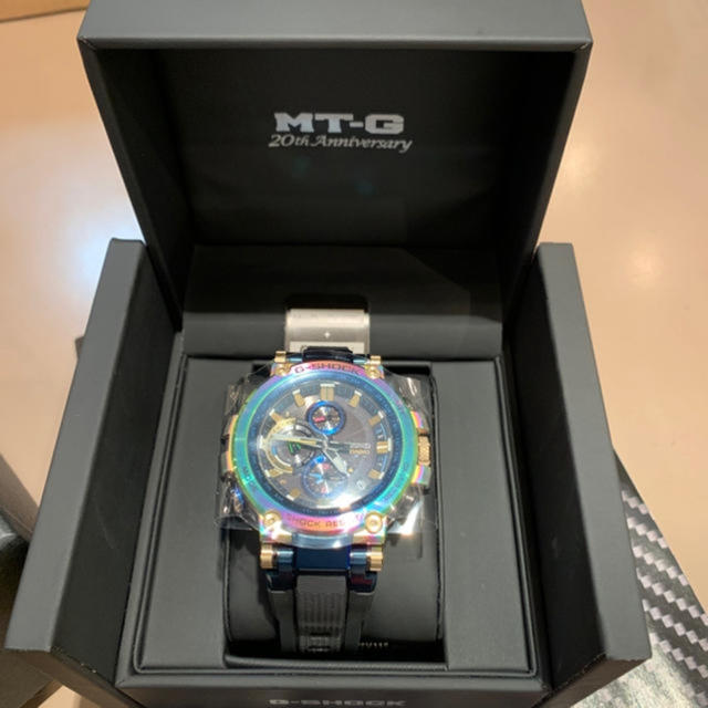G-SHOCK(ジーショック)のMTG-B1000RB-2AJR G-SHOCK 新品未使用　レインボー メンズの時計(腕時計(アナログ))の商品写真