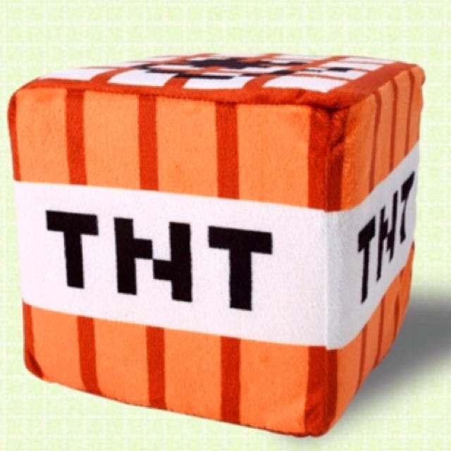 マイクラ マインクラフト TNT 爆弾 ぬいぐるみ おもちゃ エンタメ/ホビーのおもちゃ/ぬいぐるみ(キャラクターグッズ)の商品写真