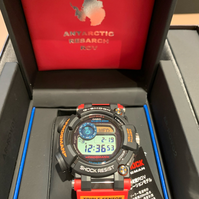 G-SHOCK(ジーショック)の緊急入荷！！南極調査ROVとコラボレーションGWF-D1000ARR-1JR メンズの時計(腕時計(デジタル))の商品写真