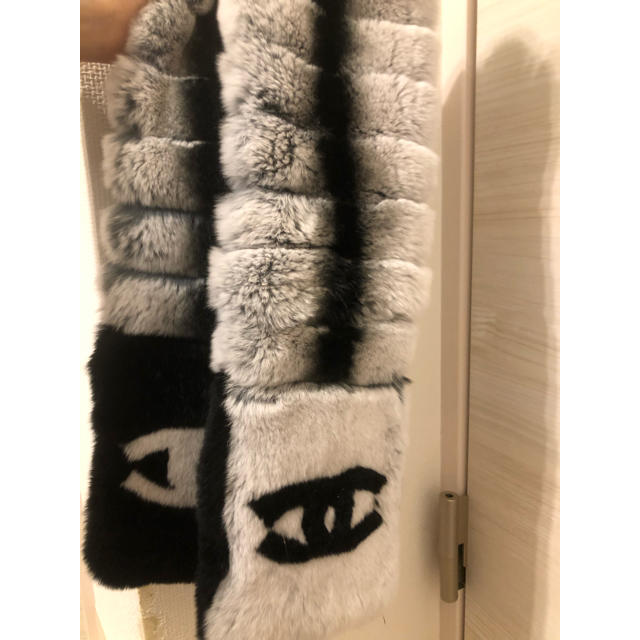 CHANEL(シャネル)のCHANELオリラグマフラー レディースのファッション小物(マフラー/ショール)の商品写真