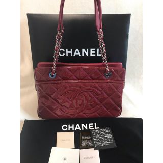 シャネル(CHANEL)のシャネル　レッドバッグ　肩掛けショルダー　新品同様　銀座店購入★お得(ショルダーバッグ)