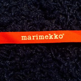 マリメッコ(marimekko)のマリメッコ リボン 赤ロゴ(その他)