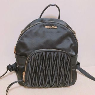 MIU MIU(リュック/バックパック)のフリマアイテム一覧 MIU MIU(リュック/バックパック)のフリマアイテム一覧