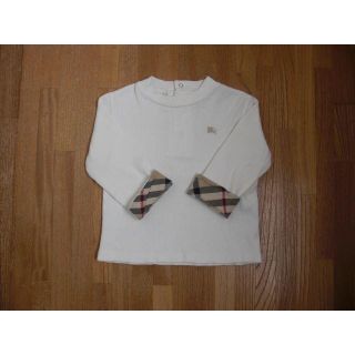 バーバリー(BURBERRY)の中古　バーバリーロンドン　長袖カットソー　袖口ノバ　白　９０(Tシャツ/カットソー)