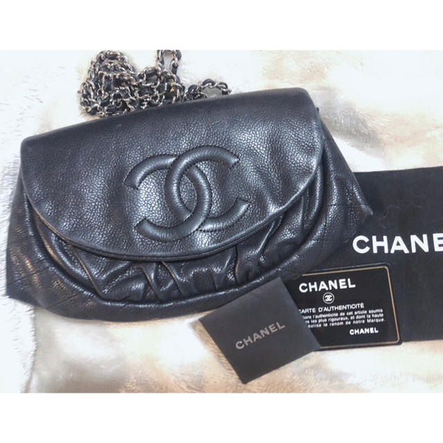 CHANEL キャビアスキン　チェーンウォレット