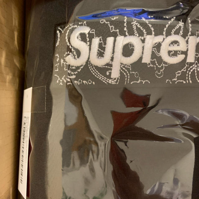 Supreme(シュプリーム)のsupreme box logo パーカー　黒　M メンズのトップス(パーカー)の商品写真