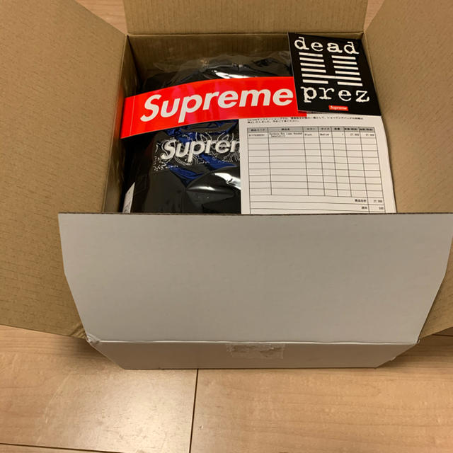 Supreme(シュプリーム)のsupreme box logo パーカー　黒　M メンズのトップス(パーカー)の商品写真