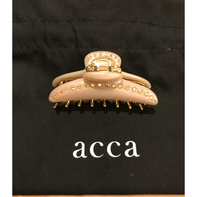 acca(アッカ)のACCA ティアラクィーン　ベージュ レディースのヘアアクセサリー(バレッタ/ヘアクリップ)の商品写真