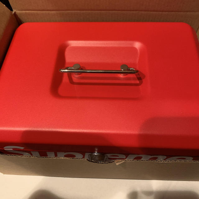 Supreme - 期間限定値下げ中 Supreme 17AW lock box ボックス 金庫の+