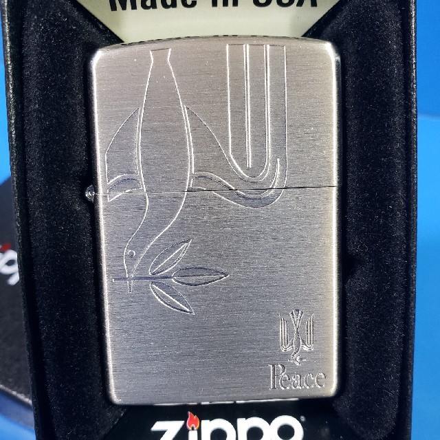 ZIPPO(ジッポー)の新品未使用品❤15F'Zippo❤JT限定PEACE♥銀張りモデル❤送料無料 メンズのファッション小物(タバコグッズ)の商品写真