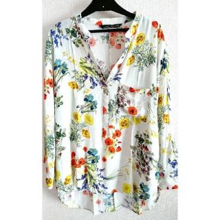 ザラ(ZARA)のZARAザラ　花柄　ボタニカル柄　レーヨンシフォンブラウス　M　田丸麻紀着用(シャツ/ブラウス(長袖/七分))