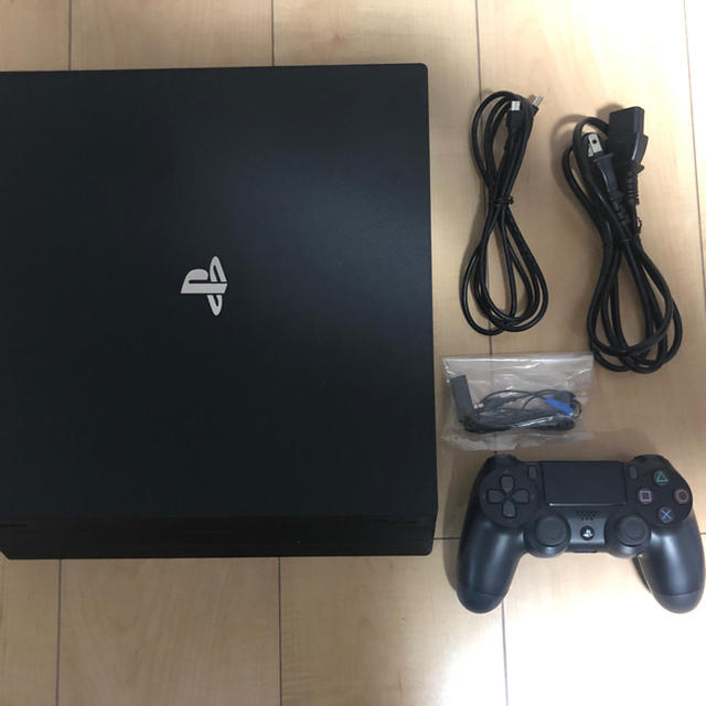 PS4 Pro 本体  CUH-7000BB01 おまけ付き