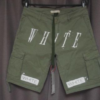 オフホワイト(OFF-WHITE)の★希少 春夏重宝 ★長く愛用できる OFF-WHITE カーゴショートパンツ31(ショートパンツ)