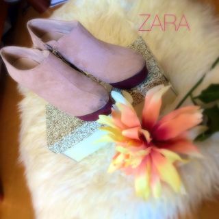 ザラ(ZARA)の【アン様専用】ZARA👠❤️(ブーティ)