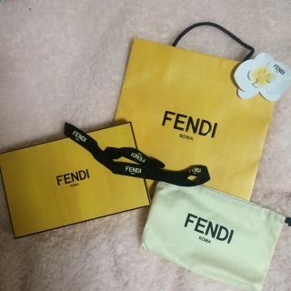 フェンディ(FENDI)の【FENDI】袋・リボン・箱set(ショップ袋)