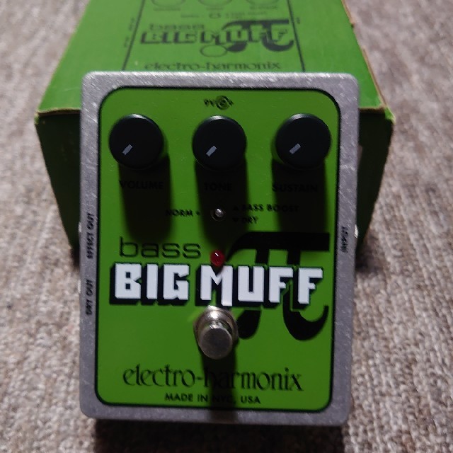 ELECTRO-HARMONIX bass big muff