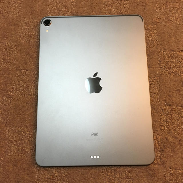 iPad(アイパッド)の美品 IPad Pro 11 64GB wi-fiスペースグレイ スマホ/家電/カメラのPC/タブレット(タブレット)の商品写真