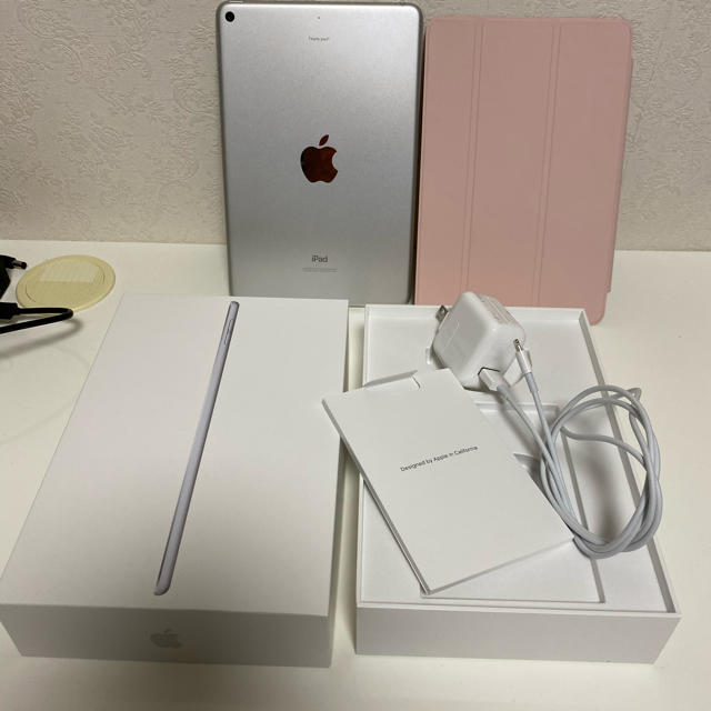 iPad mini 第5世代 Wi-Fiモデル 64GB シルバー 美品-