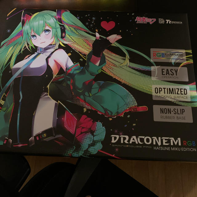 初音ミク　マウスパッド　DRACONTEM スマホ/家電/カメラのPC/タブレット(PC周辺機器)の商品写真