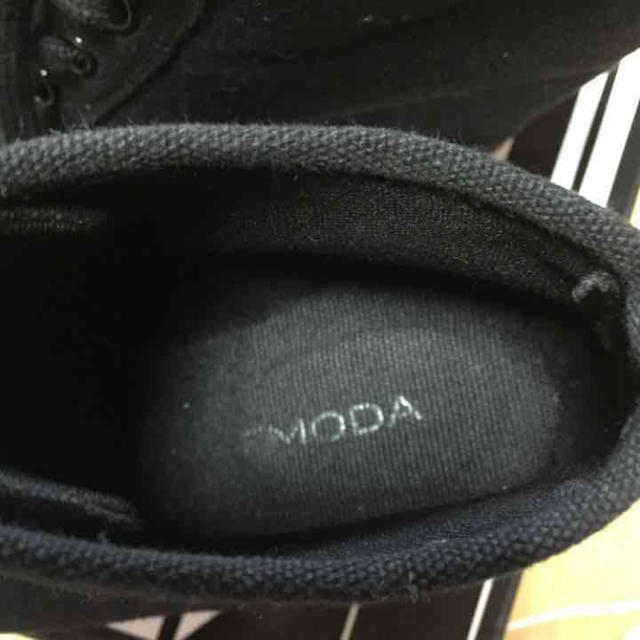 EMODA(エモダ)のエモダ スニーカー レディースの靴/シューズ(スニーカー)の商品写真