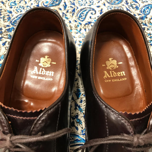 Alden(オールデン)の最終価格！オールデン　9015コードバン　ダークバーガンディ#8 メンズの靴/シューズ(ドレス/ビジネス)の商品写真