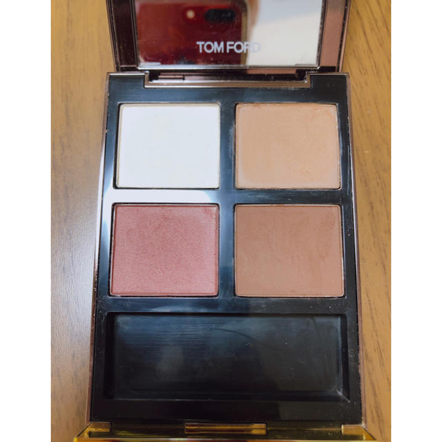 TOMFORD.アイシャドウ.廃盤色.ココアミラージュ