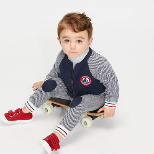 PETIT BATEAU(プチバトー)の新品未使用  プチバトー  チュビック  ジップアップ  カーディガン  12m キッズ/ベビー/マタニティのベビー服(~85cm)(カーディガン/ボレロ)の商品写真