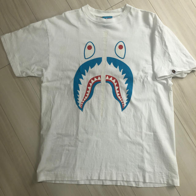 A BATHING APE(アベイシングエイプ)のれっど。様専用BAPE APE シャーク Tシャツ 【ベイプ エイプ】 メンズのトップス(Tシャツ/カットソー(半袖/袖なし))の商品写真