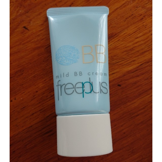 freeplus(フリープラス)のフリープラス 自然な肌の色 コスメ/美容のベースメイク/化粧品(BBクリーム)の商品写真