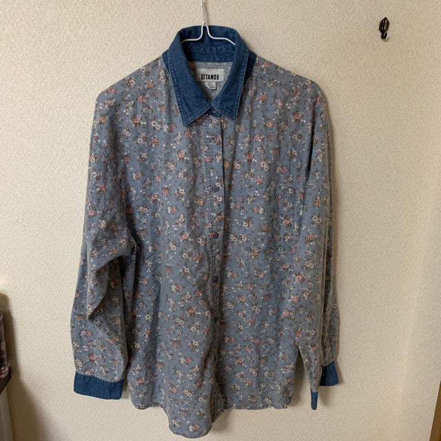 古着　柄シャツ　L レディースのトップス(シャツ/ブラウス(長袖/七分))の商品写真