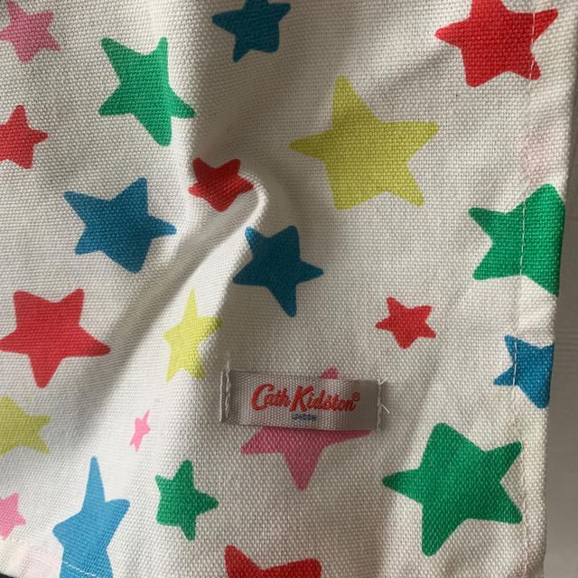 Cath Kidston(キャスキッドソン)のキャスキッドソン  星柄　ティータオル　新品未使用 インテリア/住まい/日用品のキッチン/食器(テーブル用品)の商品写真