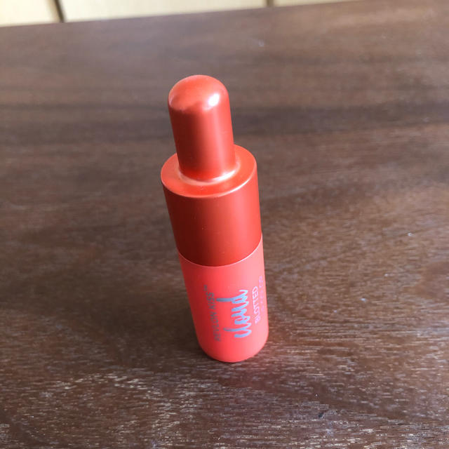 REVLON(レブロン)のレブロン キス クラウド ブロッテッド リップ カラー コスメ/美容のベースメイク/化粧品(口紅)の商品写真