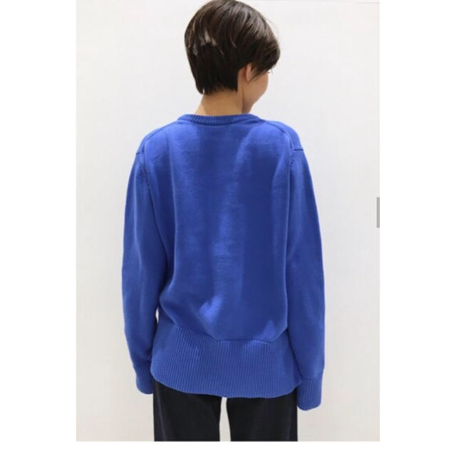 L'Appartement DEUXIEME CLASSE(アパルトモンドゥーズィエムクラス)のクルーネックSlit Knit レディースのトップス(ニット/セーター)の商品写真