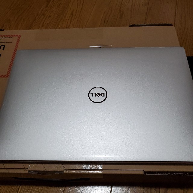 美品 US配列 指紋認証 XPS 15 9570 DELL