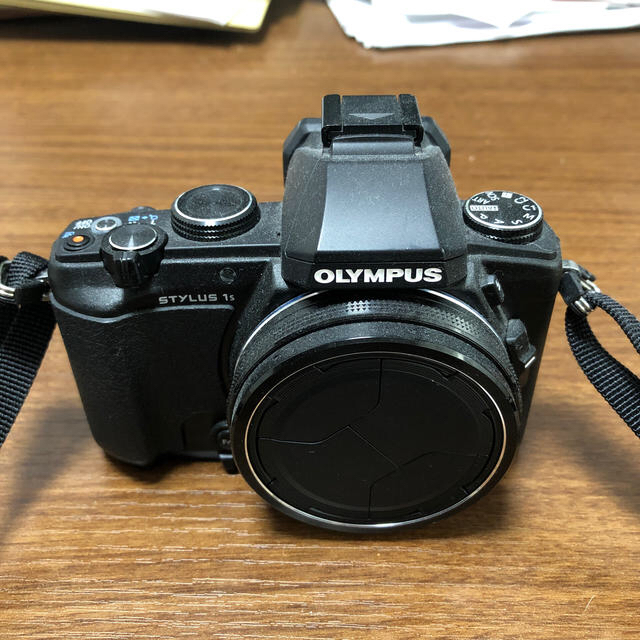 OLYMPUS(オリンパス)の【箱有美品】OLYMPUS/STYLUS 1S スマホ/家電/カメラのカメラ(コンパクトデジタルカメラ)の商品写真