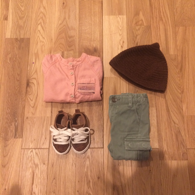 babyGAP(ベビーギャップ)のGAP H&M☆3点 キッズ/ベビー/マタニティのベビー服(~85cm)(パンツ)の商品写真