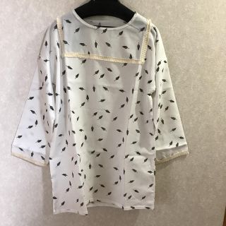 ディーホリック(dholic)の新品タグ付 dholic リーフ柄ワンピース(ミニワンピース)