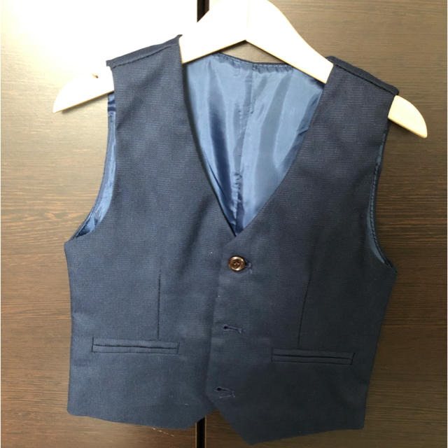 BeBe(ベベ)の卒園、入学110 キッズ/ベビー/マタニティのキッズ服男の子用(90cm~)(ドレス/フォーマル)の商品写真