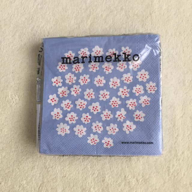 marimekko(マリメッコ)の【3個セット】マリメッコ ペパーナプキン Puketti柄 インテリア/住まい/日用品のキッチン/食器(テーブル用品)の商品写真