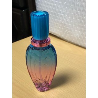 エスカーダ(ESCADA)のエスカーダアイランドキッス(スプレータイプ)30ml(香水(女性用))