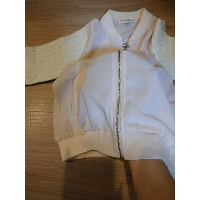 anyFAM(エニィファム)のanyFAM 120センチ 女児 薄手アウター キッズ/ベビー/マタニティのキッズ服女の子用(90cm~)(カーディガン)の商品写真