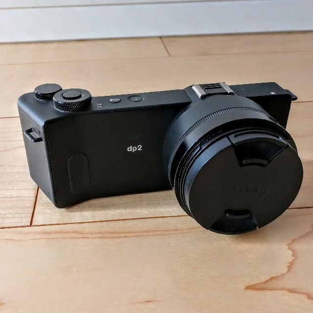 SIGMA(シグマ)のシグマ dp2 quattro スマホ/家電/カメラのカメラ(コンパクトデジタルカメラ)の商品写真