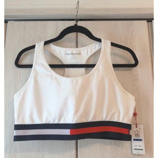 トミーヒルフィガー(TOMMY HILFIGER)のTOMMY タンクトット ヨガウェア 新品　お値下げ‼️(ヨガ)