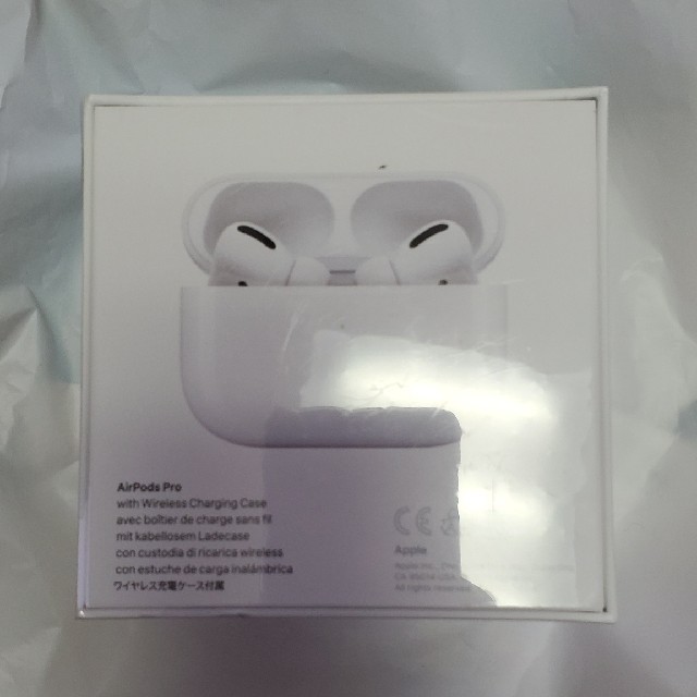 Apple(アップル)のAirPods pro エアポッズプロ エアポッツ スマホ/家電/カメラのオーディオ機器(ヘッドフォン/イヤフォン)の商品写真