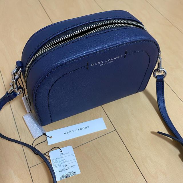 ジップ内側マークジェイコブス【MARC JACOBS】ショルダーバッグ　新品未使用