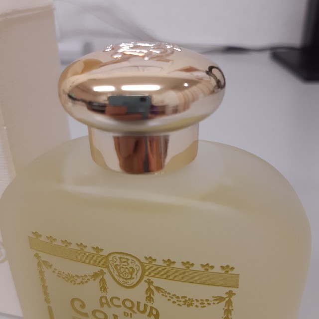 Santa Maria Novella(サンタマリアノヴェッラ)のサンタマリアノヴェッラ カーサロッサ 美品 コスメ/美容の香水(香水(女性用))の商品写真