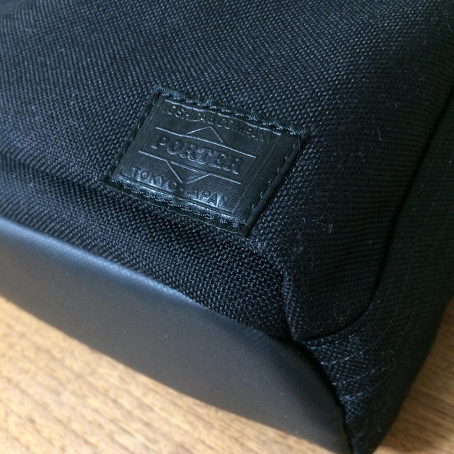 吉田カバン(ヨシダカバン)の吉田カバン ポーター ショルダーバッグ 黒色 メンズのバッグ(ショルダーバッグ)の商品写真