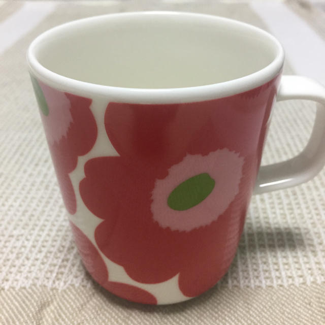全3色/黒/赤/ベージュ 【限定品】マリメッコ ウニッコ50周年記念 マグ