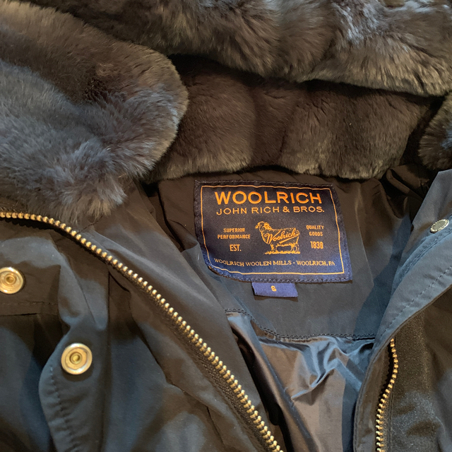 WOOLRICH(ウールリッチ)のウールリッチ  イエナ別注 ダウンコート コクーンエスキモー S 38 レディースのジャケット/アウター(ダウンコート)の商品写真