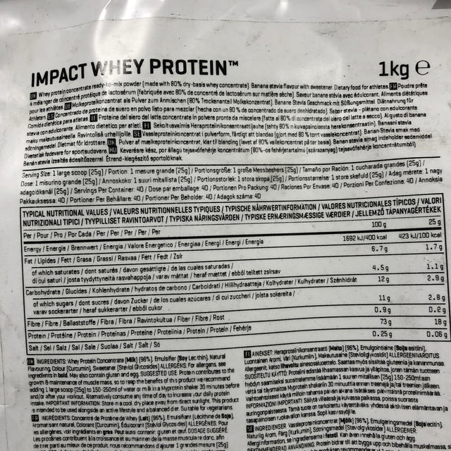 MYPROTEIN(マイプロテイン)のプロテイン1kg+パンケーキミックス 食品/飲料/酒の健康食品(プロテイン)の商品写真